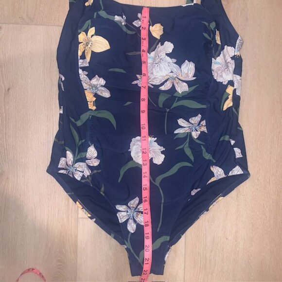 Shade & Shore Navy Floral One-Piece tummy control Swimsuit – Size 16 (Plus Size) - Picture 5 of 11